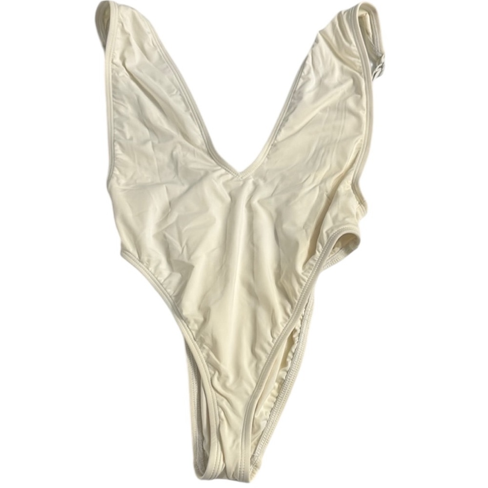 Dippin Daisy’s one piece